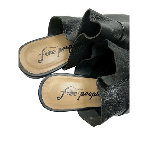 Free People Sienna Ruffle Leather Slip On Mule Flat Sz 38.5 US 8 Black - Picture 7 of 14